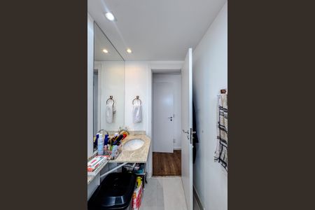 Apartamento para alugar com 69m², 3 quartos e 1 vaga Apartamento para alugar com 69m², 3 quartos e 1 vagaBanheiro da Suíte