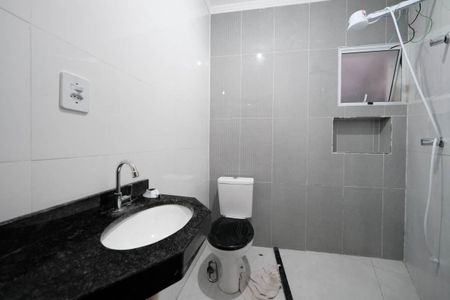 Banheiro de apartamento para alugar com 1 quarto, 34m² em Cidade Patriarca, São Paulo