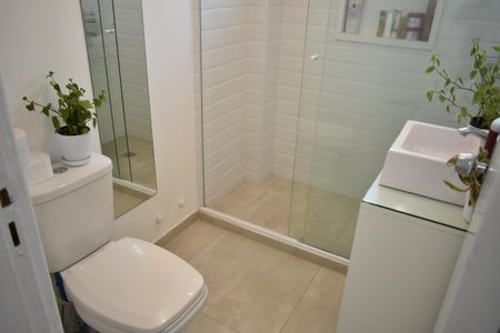 Apartamento à venda com 70m², 2 quartos e 1 vagaBanheiro da Suíte