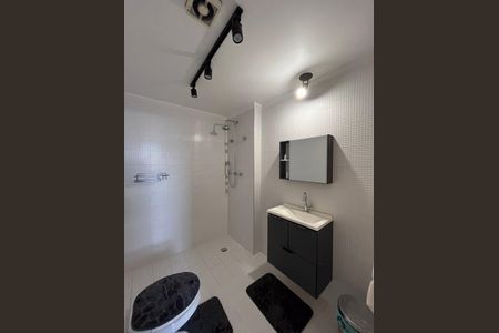 Apartamento para alugar com 78m², 2 quartos e 1 vaga Apartamento para alugar com 78m², 2 quartos e 1 vagaBanheiro da Suíte 2