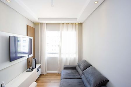 Sala de apartamento para alugar com 2 quartos, 48m² em Canhema, Diadema