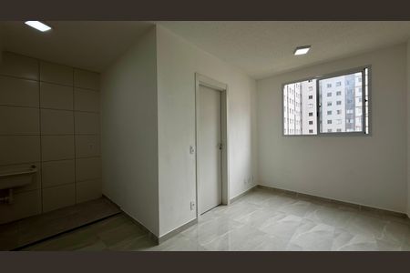Sala 1 de apartamento para alugar com 2 quartos, 35m² em Jaguaré, São Paulo