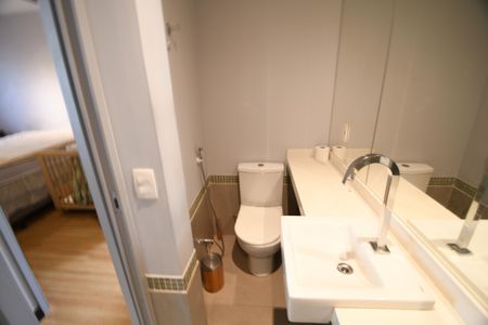 Apartamento à venda com 65m², 2 quartos e 1 vagaBanheiro Social