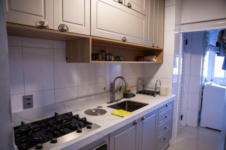 Apartamento à venda com 96m², 3 quartos e 2 vagas Apartamento à venda com 96m², 3 quartos e 2 vagasCozinha