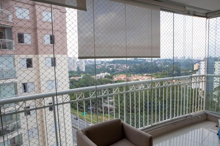 Apartamento à venda com 96m², 3 quartos e 2 vagas Apartamento à venda com 96m², 3 quartos e 2 vagasVaranda
