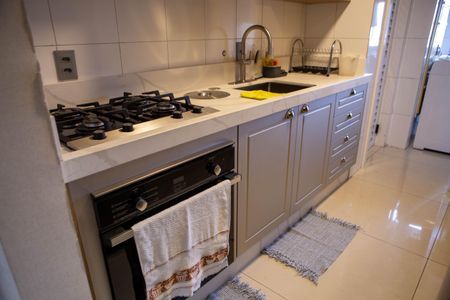 Apartamento à venda com 96m², 3 quartos e 2 vagas Apartamento à venda com 96m², 3 quartos e 2 vagasCozinha