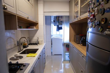 Apartamento à venda com 96m², 3 quartos e 2 vagas Apartamento à venda com 96m², 3 quartos e 2 vagasCozinha