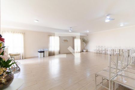 Apartamento para alugar com 52m², 2 quartos e 1 vagaÁrea Comum 