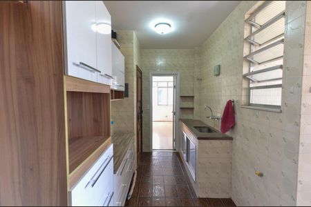 Apartamento à venda com 64m², 2 quartos e 1 vagaCozinha