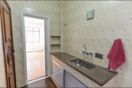 Apartamento à venda com 64m², 2 quartos e 1 vagaCozinha