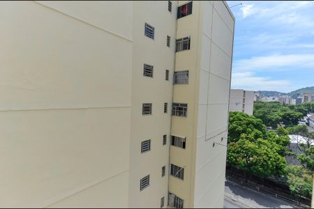 Apartamento à venda com 64m², 2 quartos e 1 vagaQuarto 2