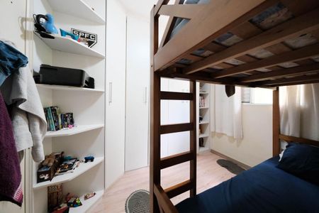 Casa de condomínio à venda com 83m², 2 quartos e 3 vagasQuarto 2