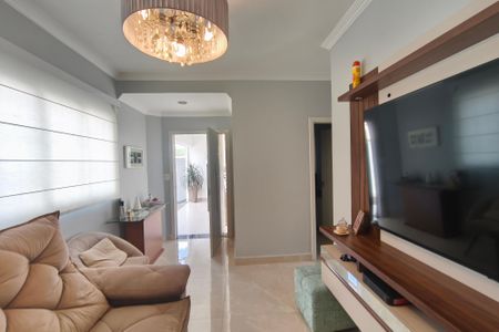 Sala de casa para alugar com 3 quartos, 130m² em Parque Jambeiro, Campinas