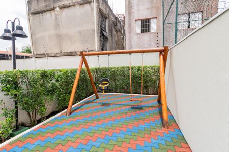Apartamento à venda com 47m², 2 quartos e 1 vaga Apartamento à venda com 47m², 2 quartos e 1 vagaÁrea Comum - Playground