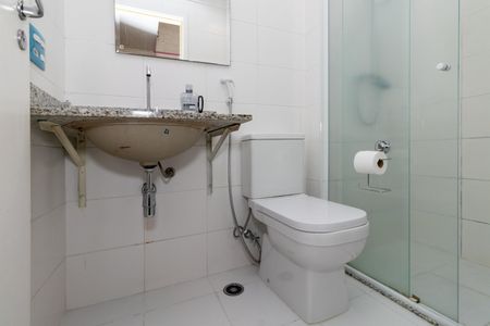 Apartamento à venda com 47m², 2 quartos e 1 vaga Apartamento à venda com 47m², 2 quartos e 1 vagaBanheiro