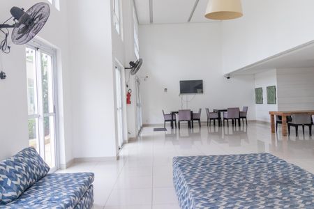 Apartamento à venda com 47m², 2 quartos e 1 vaga Apartamento à venda com 47m², 2 quartos e 1 vagaÁrea Comum - Salão de Festas