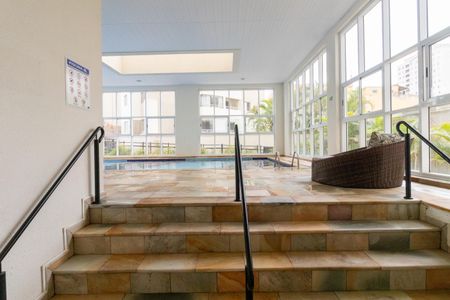 Apartamento à venda com 47m², 2 quartos e 1 vaga Apartamento à venda com 47m², 2 quartos e 1 vagaÁrea Comum - Piscina