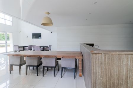 Apartamento à venda com 47m², 2 quartos e 1 vaga Apartamento à venda com 47m², 2 quartos e 1 vagaÁrea Comum - Salão de Festas