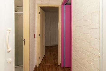 Apartamento à venda com 47m², 2 quartos e 1 vaga Apartamento à venda com 47m², 2 quartos e 1 vagaBanheiro