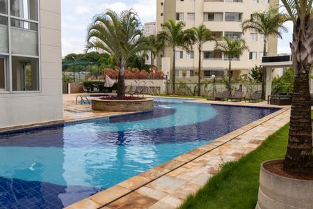 Apartamento à venda com 47m², 2 quartos e 1 vaga Apartamento à venda com 47m², 2 quartos e 1 vagaÁrea Comum - Piscina