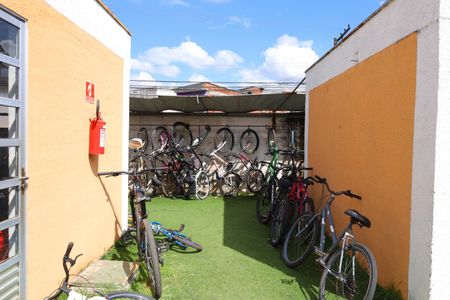 Apartamento para alugar com 32m², 2 quartos e sem vagaÁrea comum - Bicicletário