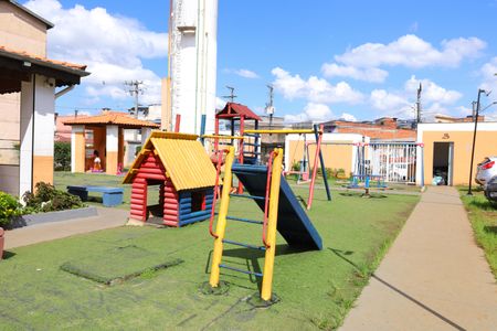 Apartamento para alugar com 32m², 2 quartos e sem vagaÁrea comum - Playground