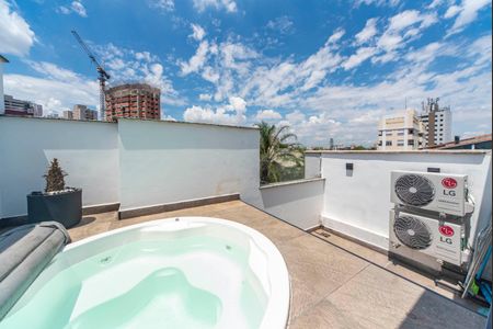Apartamento à venda com 104m², 2 quartos e 2 vagas Apartamento à venda com 104m², 2 quartos e 2 vagasJacuzzi