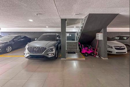 Apartamento à venda com 104m², 2 quartos e 2 vagas Apartamento à venda com 104m², 2 quartos e 2 vagasGaragem