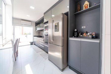 Apartamento à venda com 104m², 2 quartos e 2 vagas Apartamento à venda com 104m², 2 quartos e 2 vagasCozinha