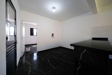 Sala/Cozinha de casa para alugar com 1 quarto, 50m² em Vila Ré, São Paulo