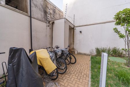Apartamento à venda com 29m², 1 quarto e sem vaga Apartamento à venda com 29m², 1 quarto e sem vagaBicicletário