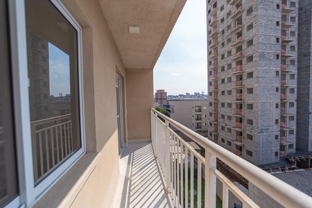 Apartamento à venda com 29m², 1 quarto e sem vaga Apartamento à venda com 29m², 1 quarto e sem vagaVaranda