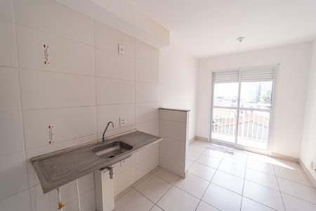 Sala/Cozinha e Área de Serviço de apartamento à venda com 1 quarto, 29m² em Vila Ré, São Paulo