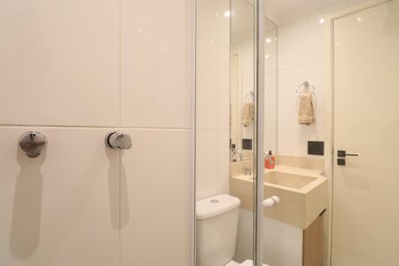 Apartamento para alugar com 79m², 2 quartos e 2 vagasBanheiro Social