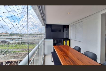 Apartamento para alugar com 79m², 2 quartos e 2 vagasVaranda