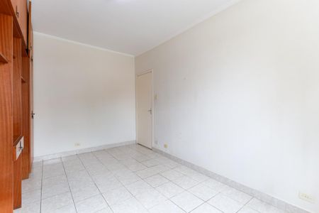 Casa à venda com 198m², 2 quartos e 4 vagas Casa à venda com 198m², 2 quartos e 4 vagasQuarto 1