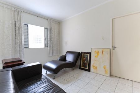 Casa à venda com 198m², 2 quartos e 4 vagas Casa à venda com 198m², 2 quartos e 4 vagasQuarto 2