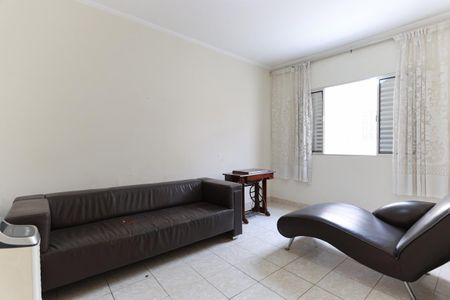 Casa à venda com 198m², 2 quartos e 4 vagas Casa à venda com 198m², 2 quartos e 4 vagasQuarto 2