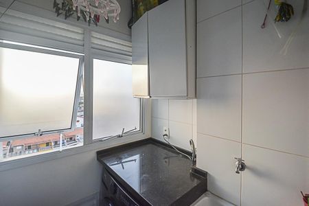 Apartamento à venda com 77m², 2 quartos e 2 vagasÁrea de Serviço