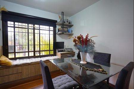 Casa para alugar com 202m², 3 quartos e 2 vagas Casa para alugar com 202m², 3 quartos e 2 vagasGabinete - escritório