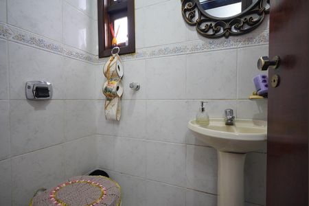 Casa para alugar com 202m², 3 quartos e 2 vagas Casa para alugar com 202m², 3 quartos e 2 vagasLavabo Sala