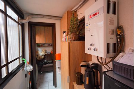 Casa para alugar com 202m², 3 quartos e 2 vagas Casa para alugar com 202m², 3 quartos e 2 vagasCozinha e Área de Serviço