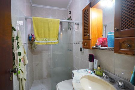Casa para alugar com 202m², 3 quartos e 2 vagas Casa para alugar com 202m², 3 quartos e 2 vagasBanheiro Corredor