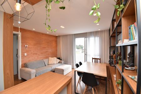 Sala de apartamento para alugar com 3 quartos, 60m² em Cabral, Curitiba