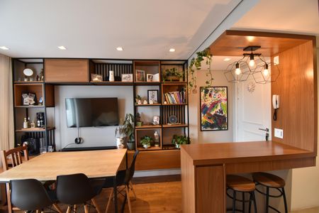 Sala de apartamento para alugar com 3 quartos, 60m² em Cabral, Curitiba