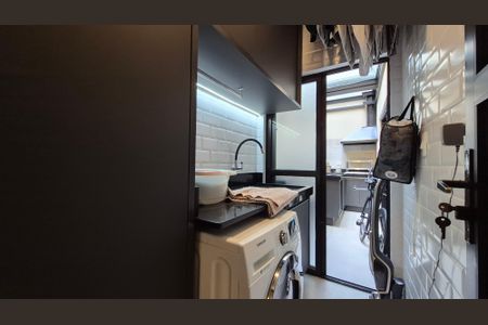 Apartamento à venda com 95m², 3 quartos e 2 vagasLavanderia