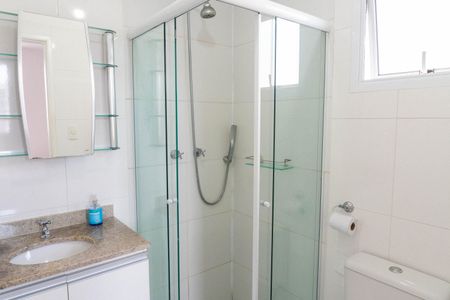 Apartamento à venda com 67m², 3 quartos e 2 vagas Apartamento à venda com 67m², 3 quartos e 2 vagasBanheiro da Suíte