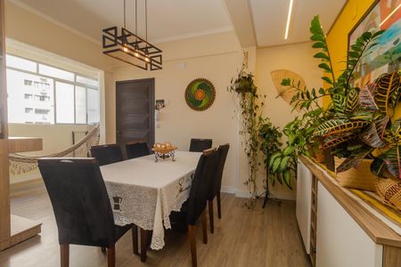 Apartamento à venda com 2 quartos, 70m² em Farroupilha, Porto Alegre