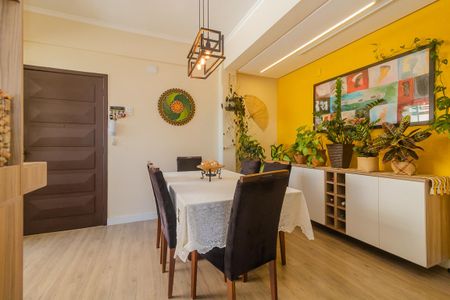 Apartamento à venda com 2 quartos, 70m² em Farroupilha, Porto Alegre