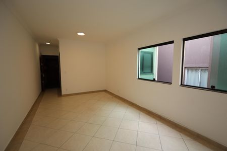 Sala de TV de apartamento à venda com 3 quartos, 95m² em Vila Assunção, Santo André